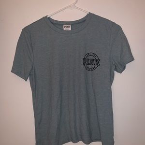 Victoria’s Secret Pink ribbed cropped tee